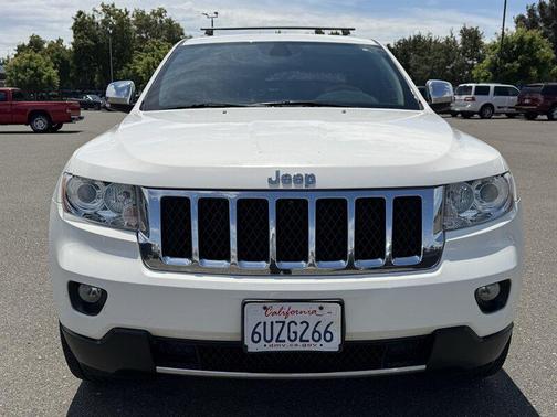 Stone White Clearcoat 2012 Jeep Grand Cherokee Overland