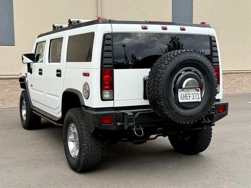 2005 Hummer H2 Base