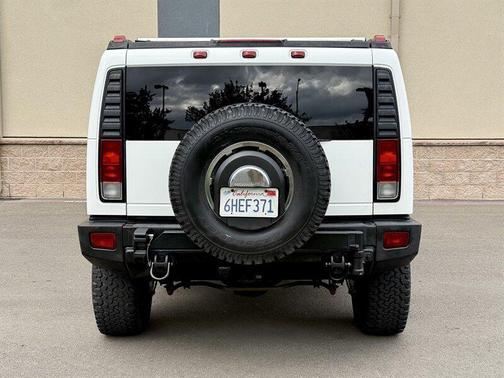 2005 Hummer H2 Base