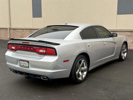 2012 Dodge Charger R/T