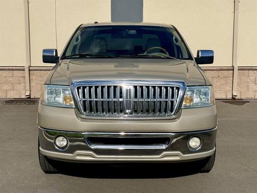2008 Lincoln Mark LT 4dr SuperCrew
