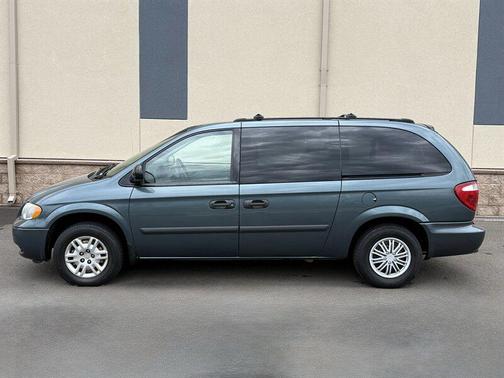 2006 Dodge Grand Caravan SE