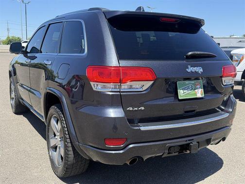 Maximum Steel Metallic Clearcoat 2014 Jeep Grand Cherokee Overland