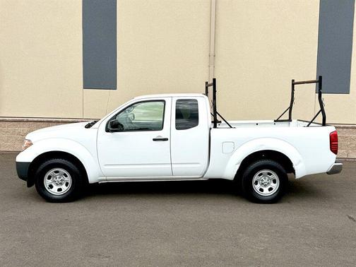 2012 Nissan Frontier S