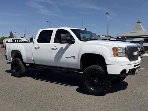Summit White 2007 GMC Sierra 2500 SLE2 H/D Crew Cab