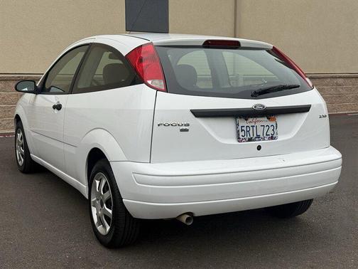 2005 Ford Focus ZX3