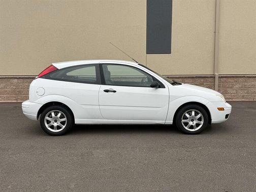 2005 Ford Focus ZX3