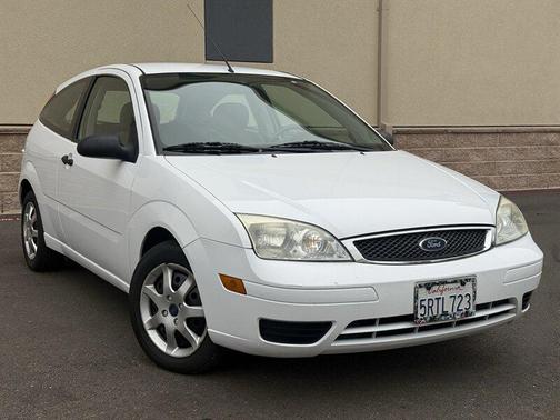 2005 Ford Focus ZX3