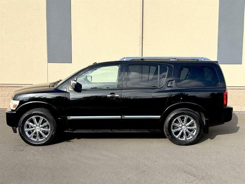 2010 INFINITI QX56 Base