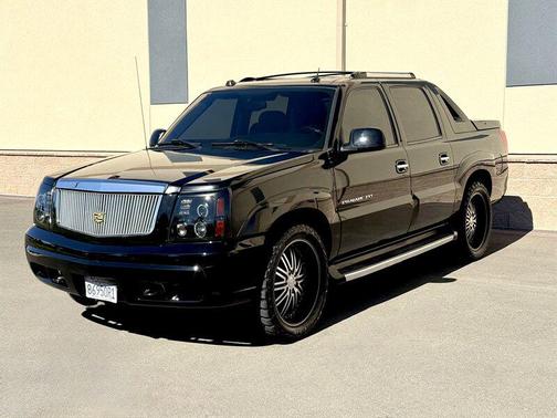 2004 Cadillac Escalade EXT Base
