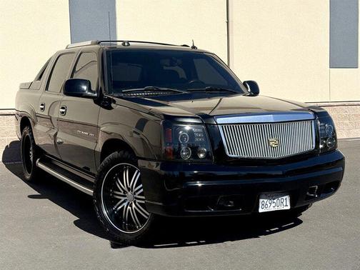 2004 Cadillac Escalade EXT Base