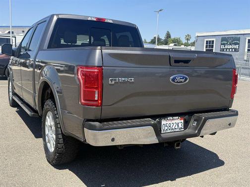 Magnetic Metallic 2015 Ford F-150 Lariat