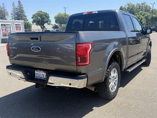 Magnetic Metallic 2015 Ford F-150 Lariat