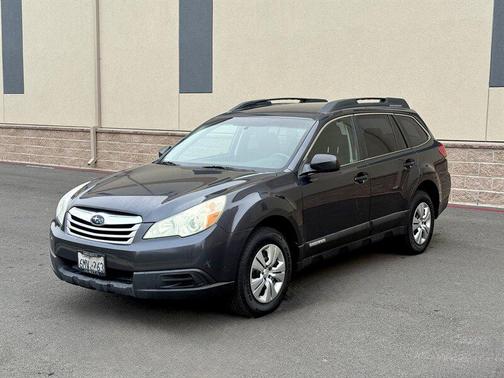 2010 Subaru Outback 2.5 i