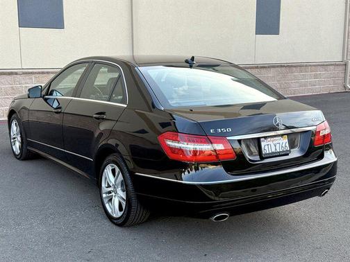2011 Mercedes-Benz E-Class 4MATIC
