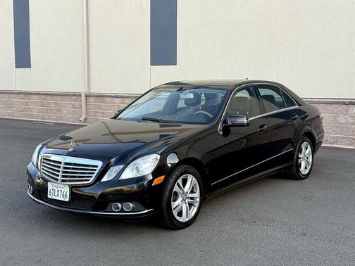 2011 Mercedes-Benz E-Class 4MATIC