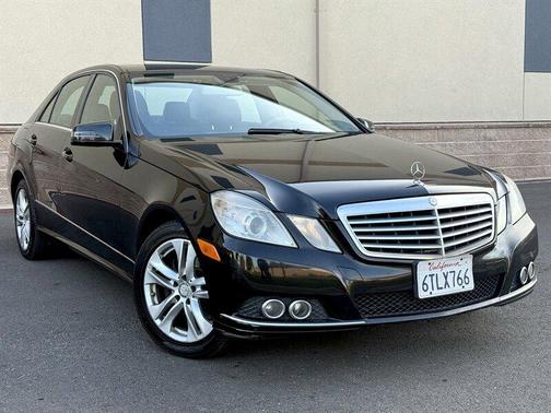 2011 Mercedes-Benz E-Class 4MATIC