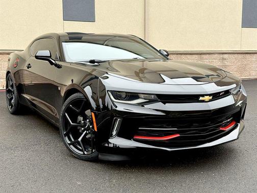 2017 Chevrolet Camaro 1LT