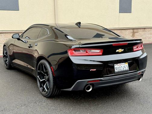2017 Chevrolet Camaro 1LT