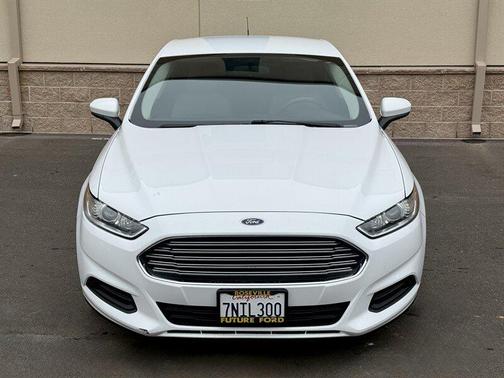 2016 Ford Fusion Hybrid S