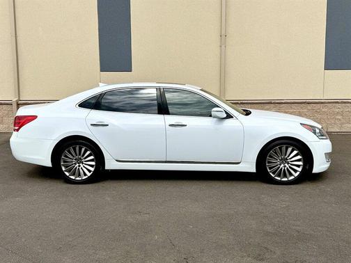 2014 Hyundai Equus Signature