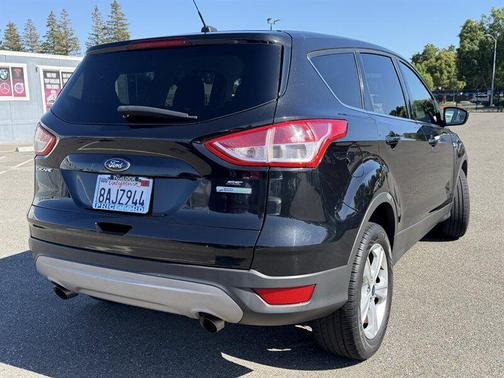 Tuxedo Black 2014 Ford Escape SE