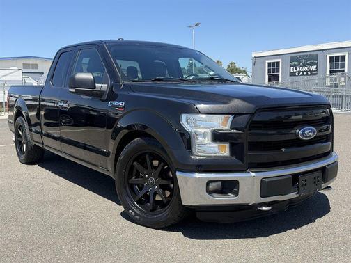 Black 2015 Ford F-150 XLT