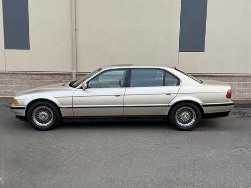 1998 BMW 740 740iL