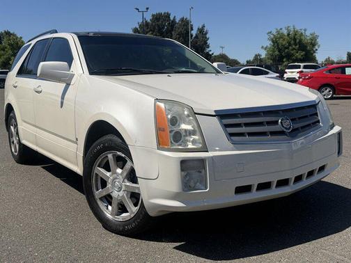 White Diamond 2006 Cadillac SRX V6