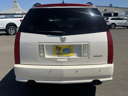 White Diamond 2006 Cadillac SRX V6