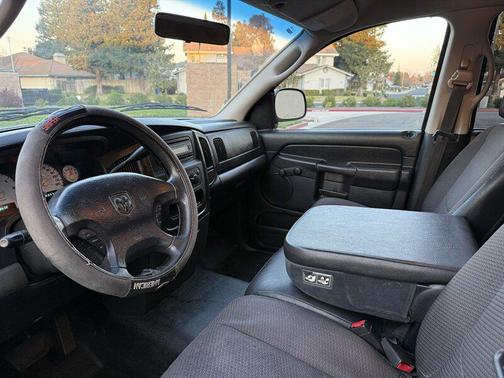 2002 Dodge Ram 1500 ST