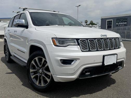 Bright White Clearcoat 2017 Jeep Grand Cherokee Overland