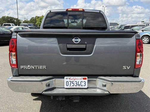 Gun Metallic 2020 Nissan Frontier SV