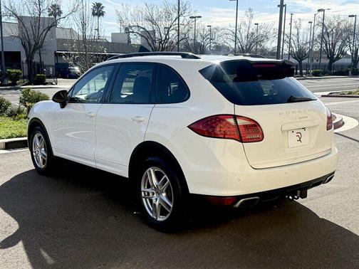 2012 Porsche Cayenne Cayenne