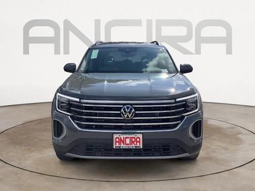 Pure Gray 2026 Volkswagen Atlas 2.0T SE w/ Technology
