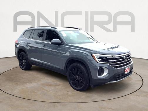 2025 Volkswagen Atlas 2.0T SE w/ Technology