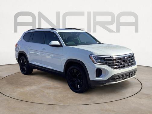 2025 Volkswagen Atlas 2.0T SE w/ Technology