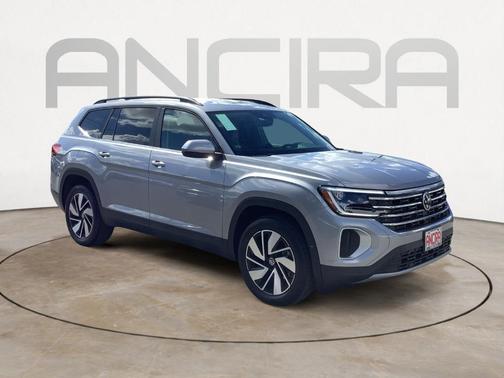 Silver Mist Metallic 2026 Volkswagen Atlas 2.0T SE w/ Technology