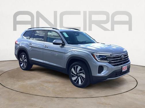 Silver Mist Metallic 2026 Volkswagen Atlas 2.0T SE w/ Technology