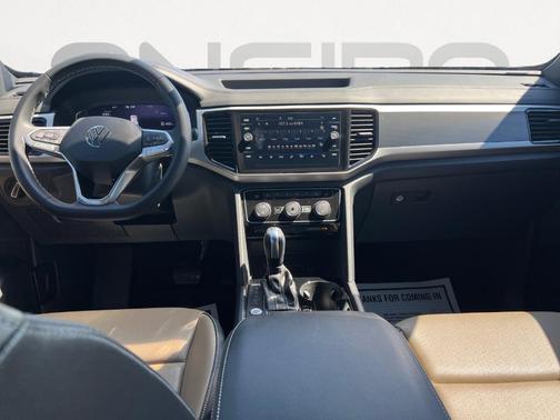 2022 Volkswagen Atlas Cross Sport 2.0T SE w/ Technology