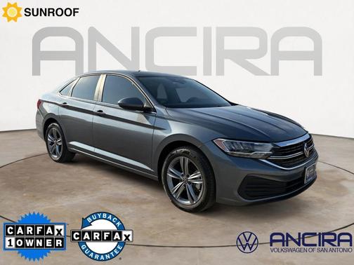 Platinum Gray Metallic 2023 Volkswagen Jetta 1.5T SE