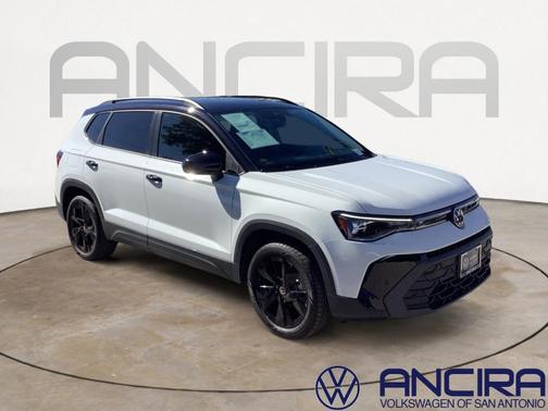 2025 Volkswagen Taos 1.5T SE Black