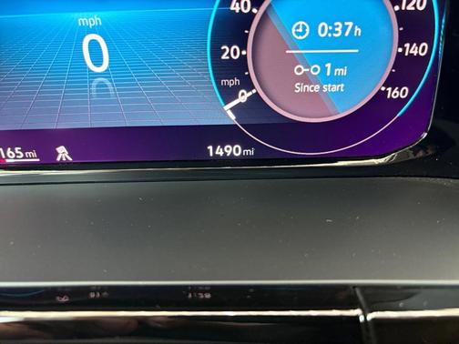 2025 Volkswagen Atlas 2.0T SE