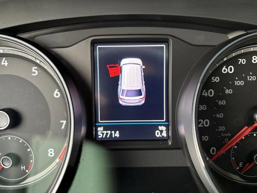 2021 Volkswagen Atlas Cross Sport 3.6 V6 SE w/ Technology R-Line