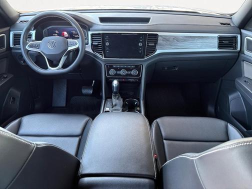 2022 Volkswagen Atlas Cross Sport 3.6 V6 SE w/ Technology