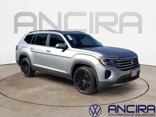 2025 Volkswagen Atlas 2.0T SE w/ Technology