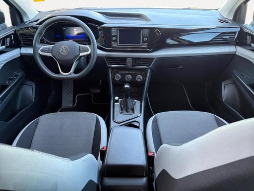 Deep Black Pearl Effect 2023 Volkswagen Taos 1.5T S