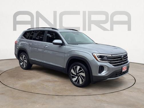 2025 Volkswagen Atlas 2.0T SE w/ Technology