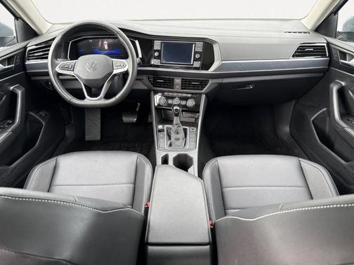 Pyrite Silver Metallic 2024 Volkswagen Jetta 1.5T SE
