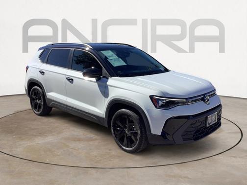 2025 Volkswagen Taos 1.5T SE Black